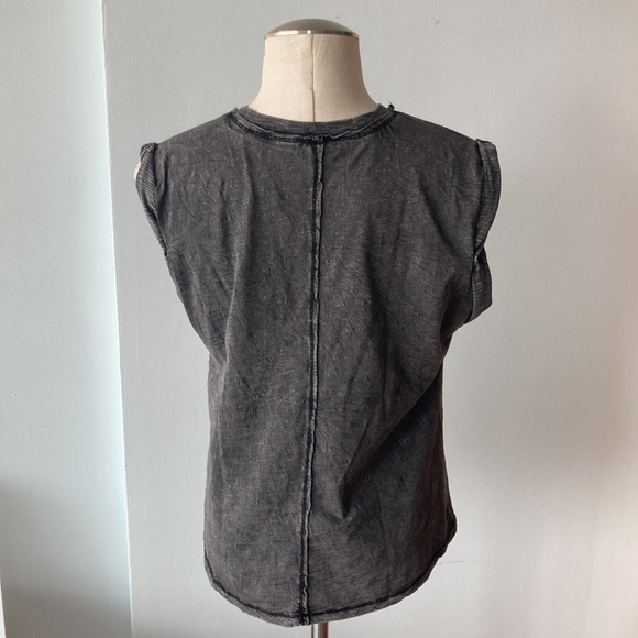 Pilcro wash dyed grey crew neck sleeveless top - Picture 6 of 8